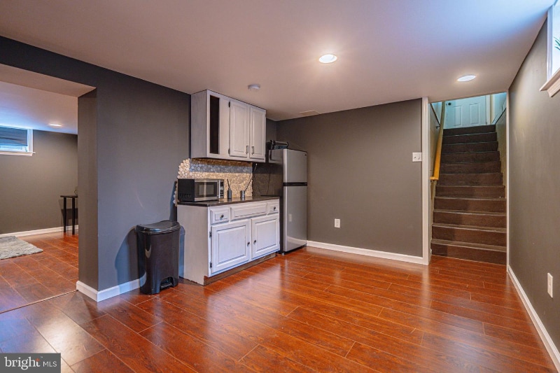 Building Photo - 41 Roosevelt Blvd