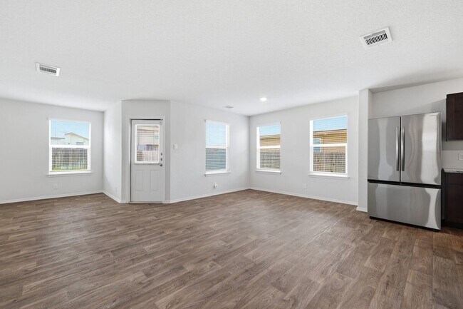 Building Photo - ***MOVE-IN SPECIAL: ONE WEEK FREE***Spacious Two-Story Home with Solar Panels, Luxury Features an...