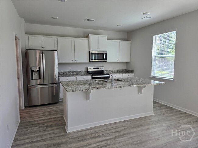 Building Photo - 158 Kraft Kove