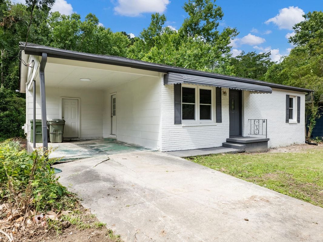 Building Photo - 2862 Argyle Dr NW