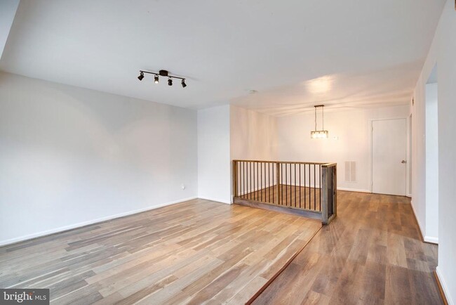 Building Photo - 6421 Birch Leaf Ct