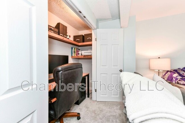 Building Photo - 1661 Fieldthorn Dr