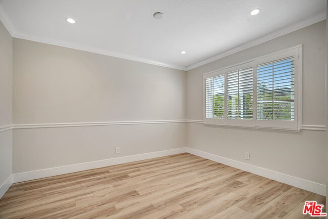 Building Photo - 4016 Cam Plano