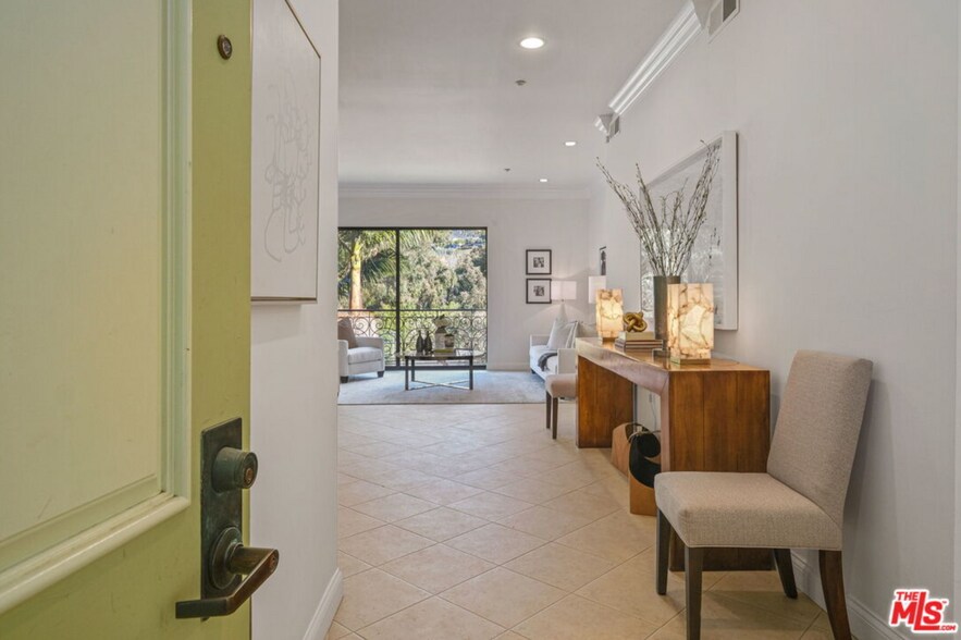 Building Photo - 16000 W Sunset Blvd