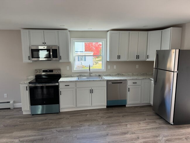 Building Photo - 118 Western Ave