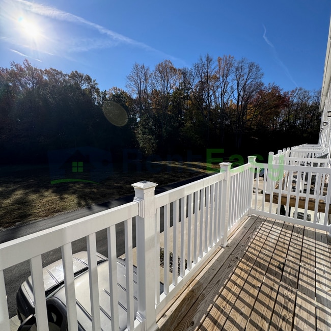 Building Photo - 2005 Laycock Ln