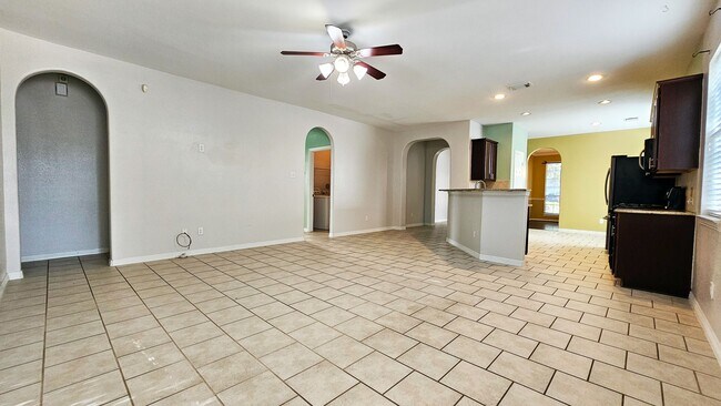 Building Photo - 211 Briar Trace Ln