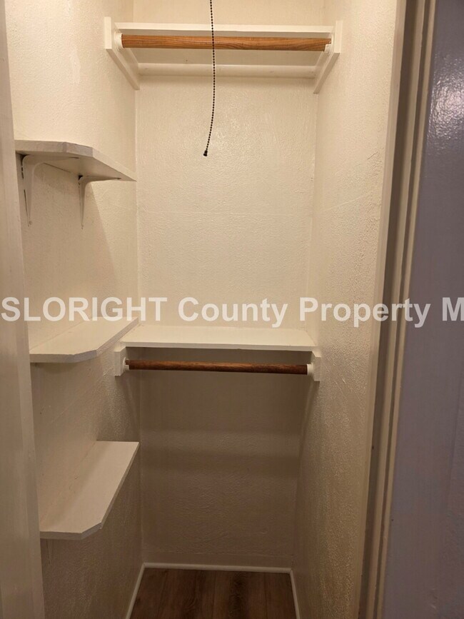 Building Photo - AVAILABLE NOW - Charming Home with Garage in Santa Maria - 2 Bed / 1 Bath