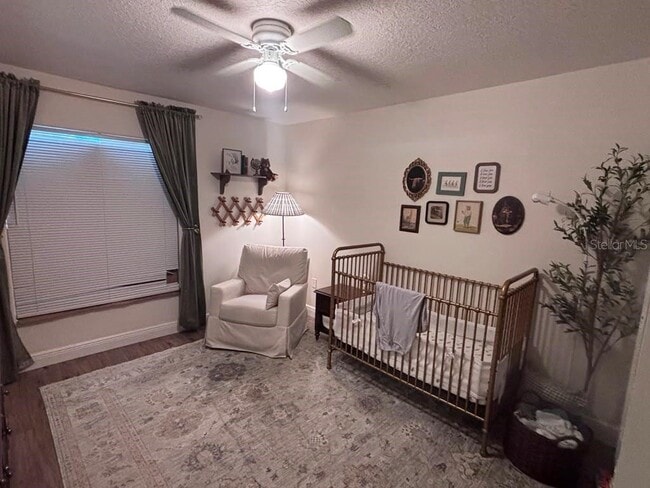 Building Photo - 1004 Chateau Cir