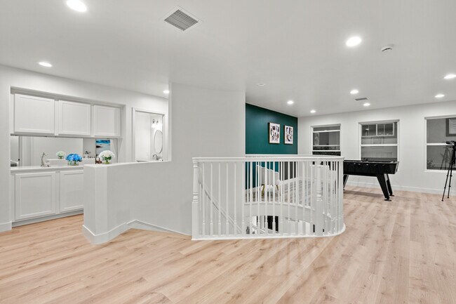 Building Photo - Gated Newport Coast 5BR w/ Pool Access