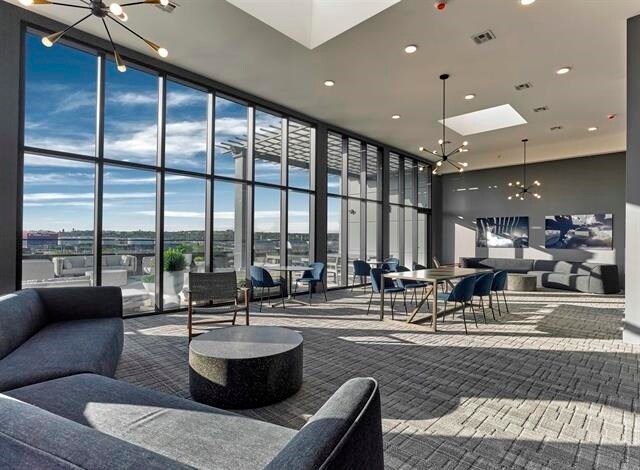 Building Photo - 260 AVENUE E