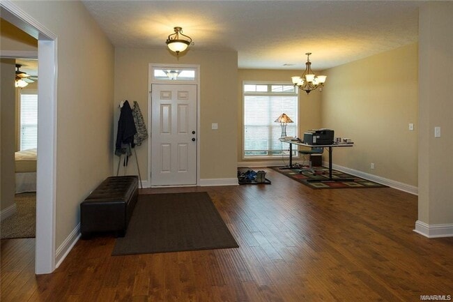 Building Photo - 175 Serene Ln