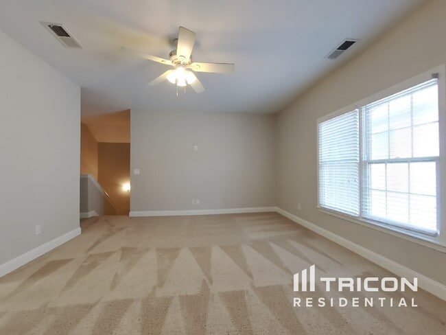 Building Photo - 46 Coopers Glen Dr SW