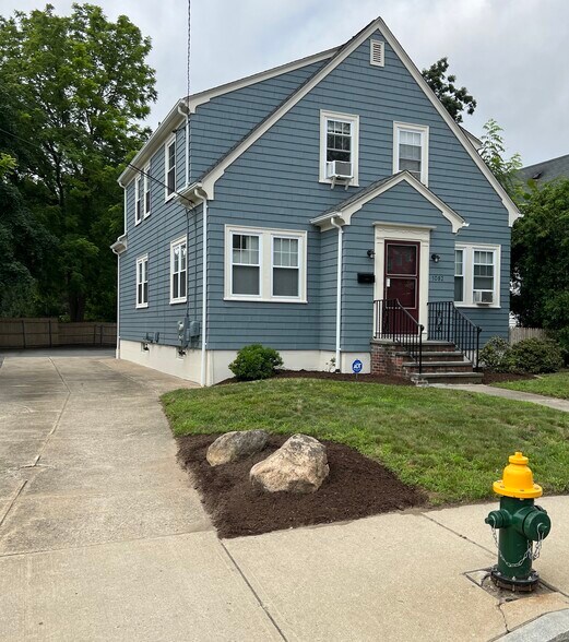 Building Photo - 1082 Smith St