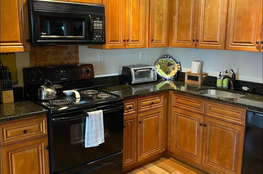 Kitchen - 400 W Gay St