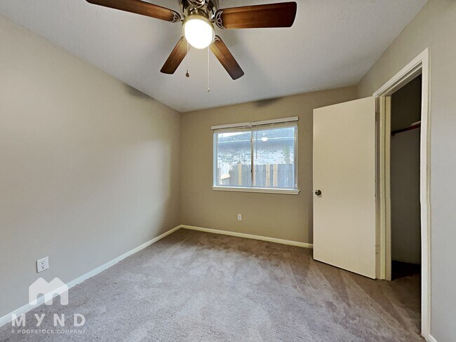 Building Photo - 19931 Bambiwoods Dr