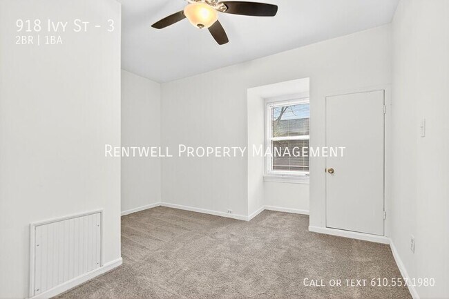 Building Photo - 918 Ivy St