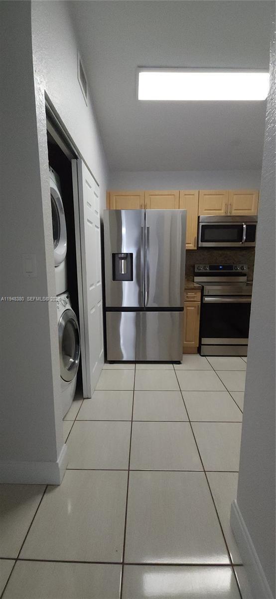 Building Photo - 14316 SW 148th Pl