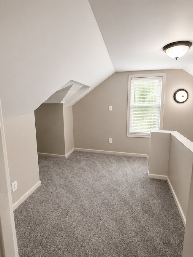 Building Photo - 6325 Neff Ave
