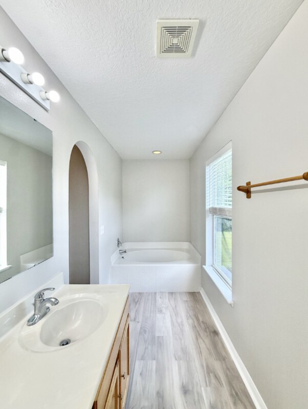 Building Photo - 1431 Teal Dr