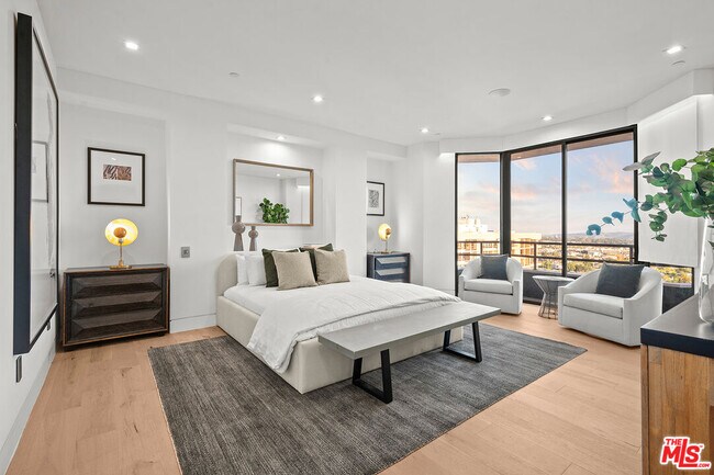 Building Photo - 10601 Wilshire Blvd