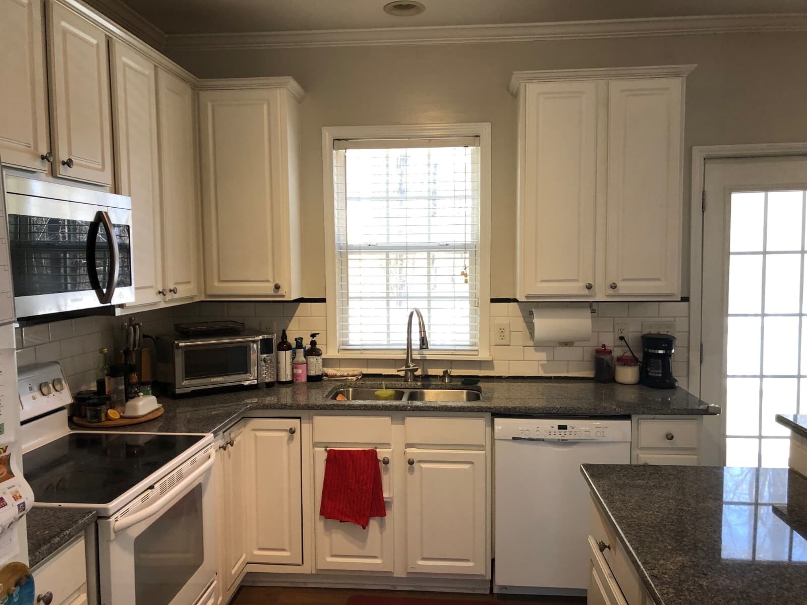 Building Photo - 1409 Crimson Creek Dr