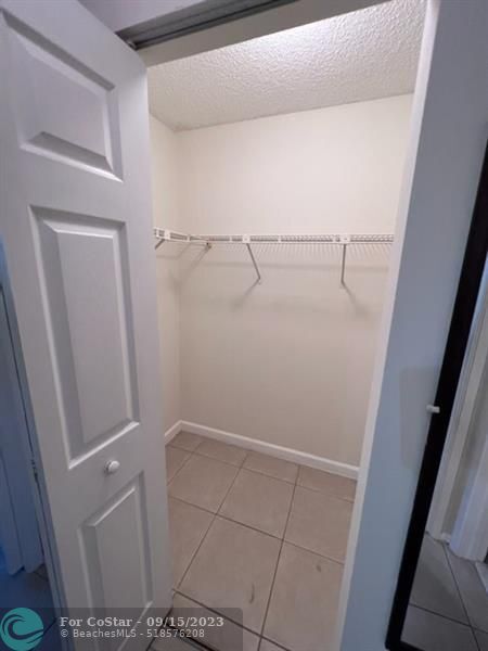 Building Photo - 108 Gardens Dr