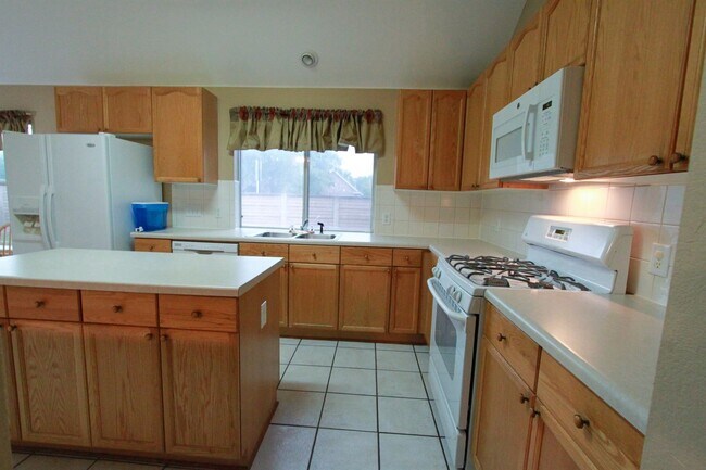 Building Photo - Beautiful 3 Bedroom, 2 Bath Home in West Round Rock