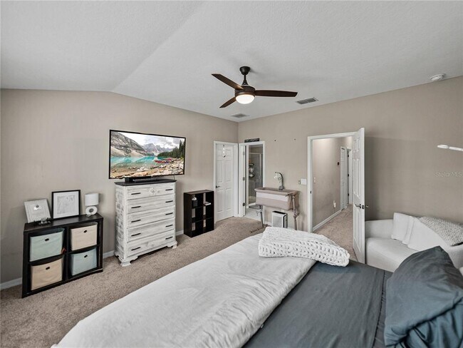 Building Photo - 29934 Southwell Ln