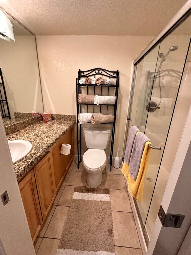 Building Photo - 450 N Arlington Ave