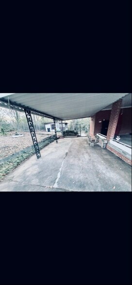 Building Photo - 4222 Yates Dr