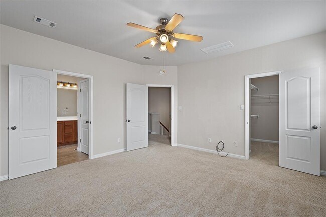 Building Photo - 404 Arrowhead Trail