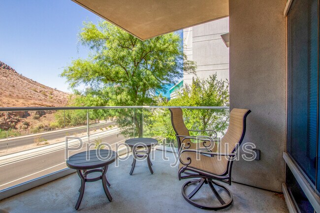 Building Photo - 140 E Rio Salado Pky