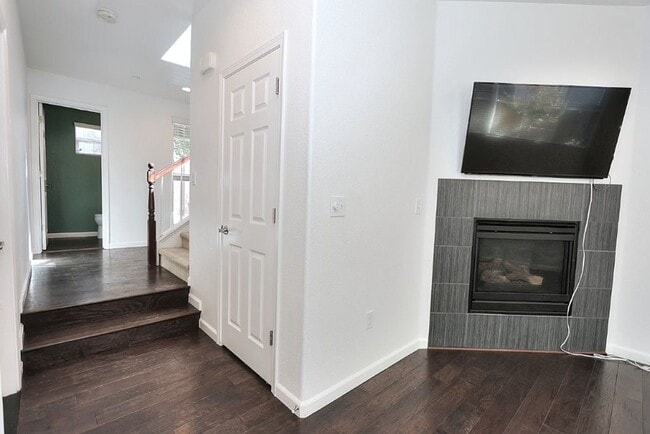 Building Photo - High Demand Park Place Home for Rent!