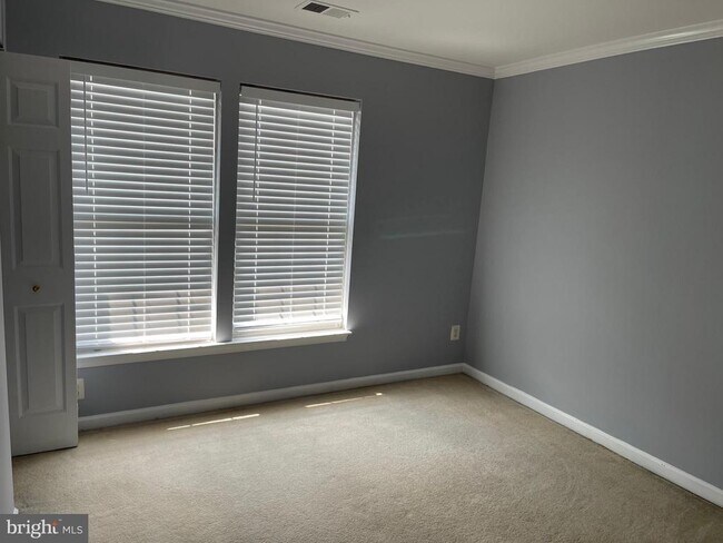 Building Photo - 11749 Batley Pl