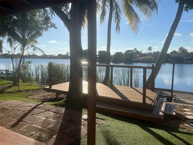 Primary Photo - 5507 SW 24th Ave