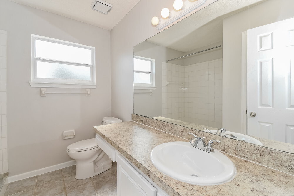 Building Photo - 3176 Chads Ct
