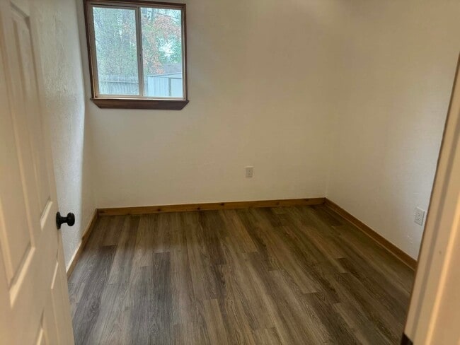 Building Photo - 19518 Barwick Dr