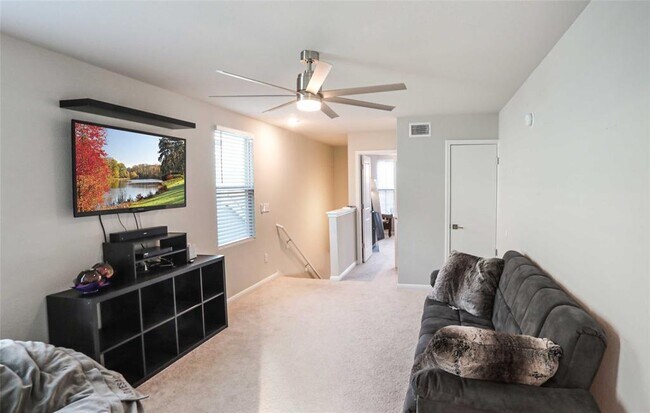 Building Photo - 466 Ferrule Dr