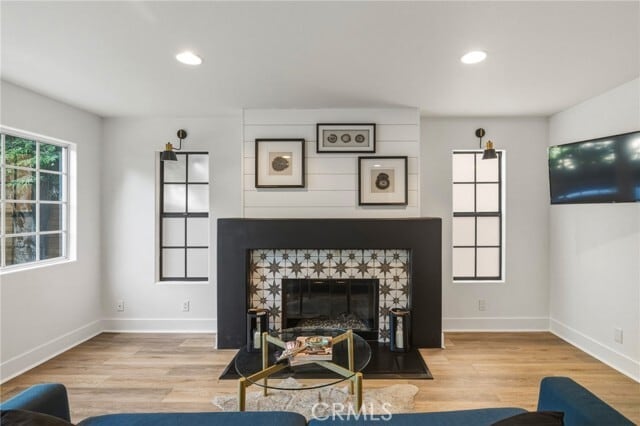 Building Photo - 716 N Lucia Ave