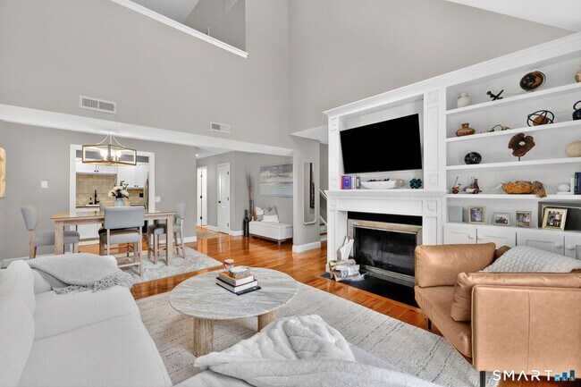 Building Photo - 3200 Madison Ave