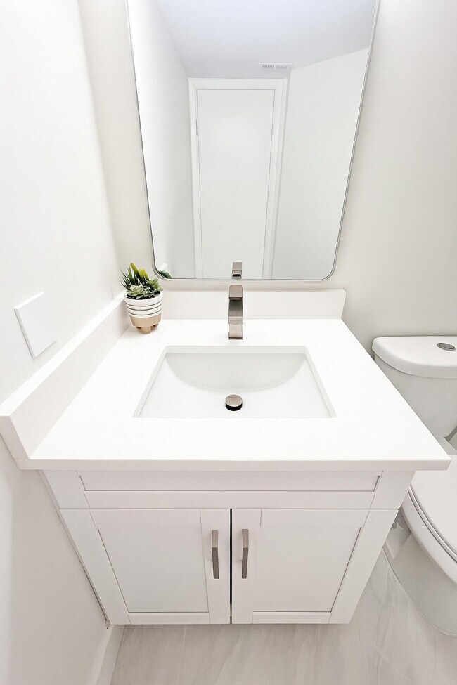 Building Photo - 9055 Wiles Rd