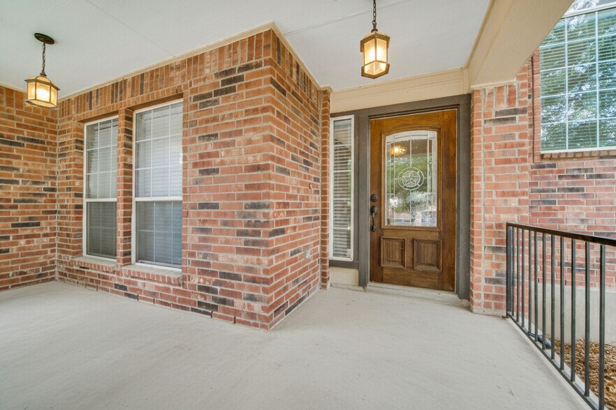 Building Photo - 10811 Marot Fld