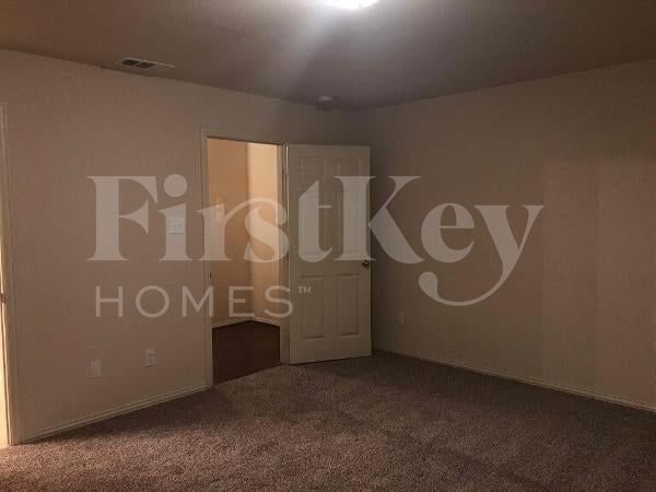 Building Photo - 1218 Jewel Ln