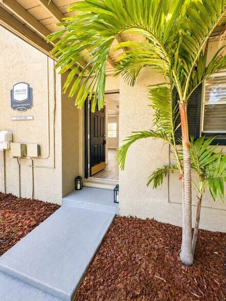 Building Photo - 310 S Orleans Ave