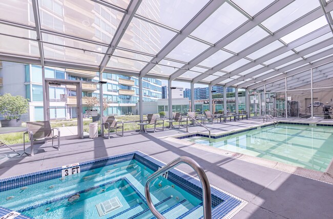 Building Photo - 1720 Maple Ave