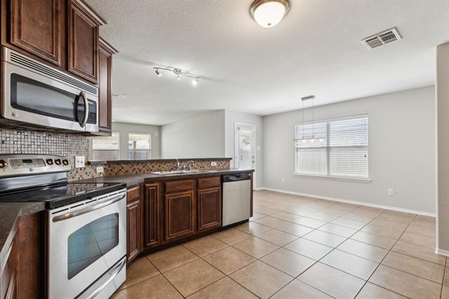 Building Photo - 4006 Autumnwood Ln
