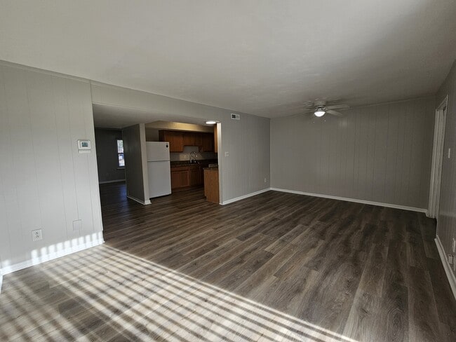 Building Photo - 723 Atterbury Ct