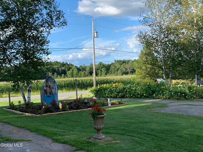 Building Photo - 260 Clark Rd