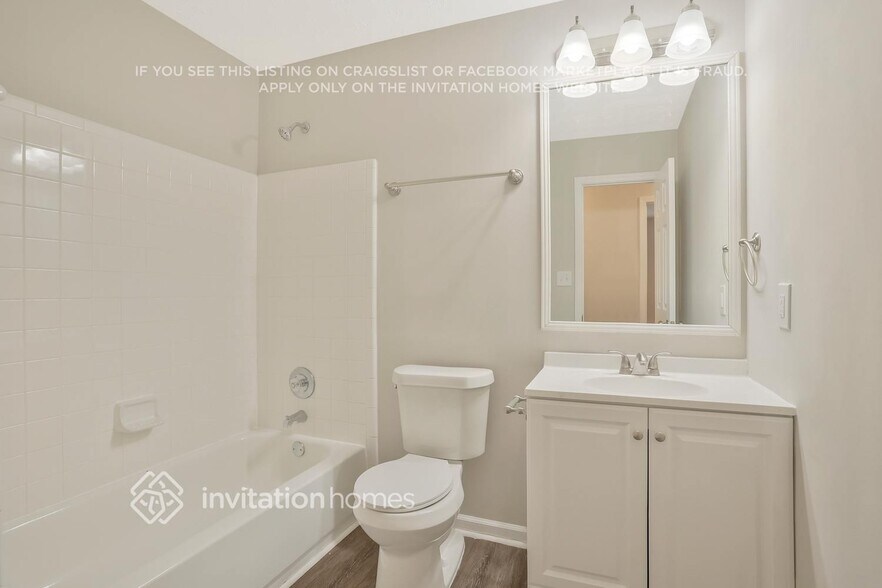 Building Photo - 572 Tate Creek Ct